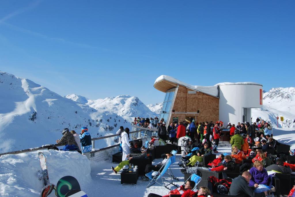 Hotel Sonnblick Wald am Arlberg Εξωτερικό φωτογραφία
