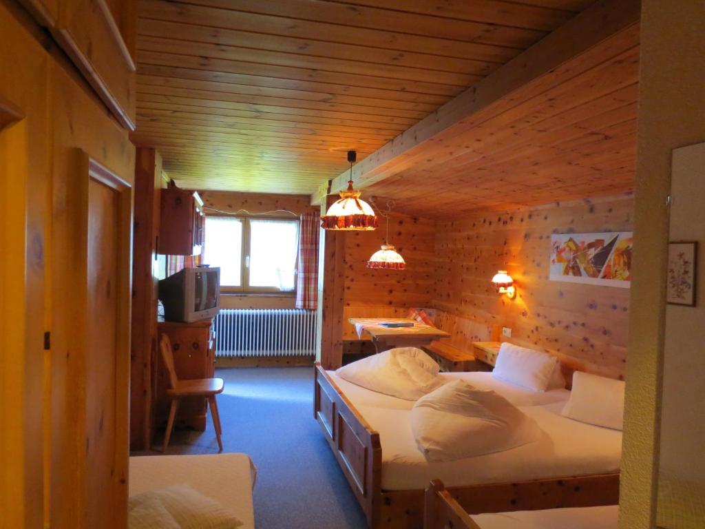 Hotel Sonnblick Wald am Arlberg Δωμάτιο φωτογραφία