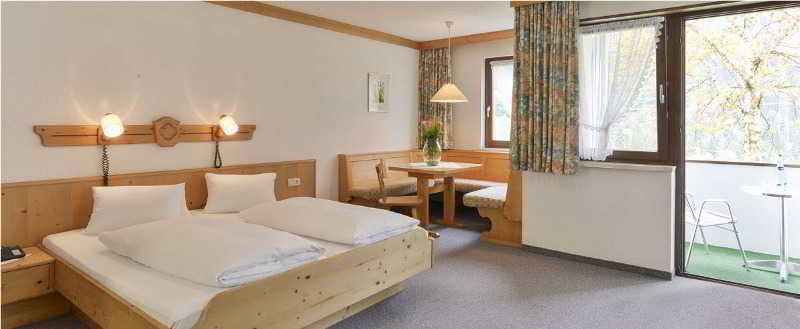 Hotel Sonnblick Wald am Arlberg Εξωτερικό φωτογραφία