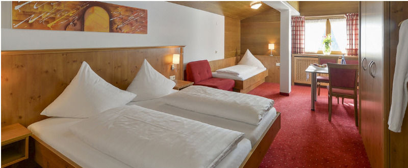 Hotel Sonnblick Wald am Arlberg Εξωτερικό φωτογραφία