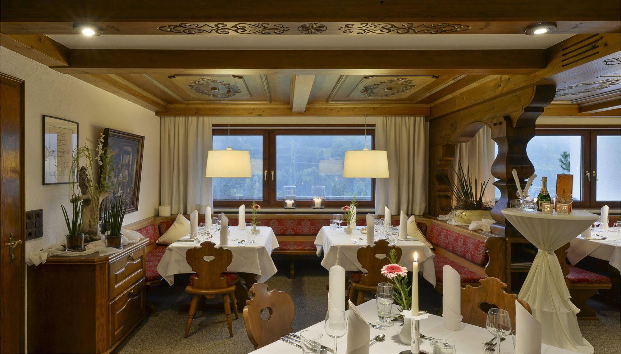 Hotel Sonnblick Wald am Arlberg Εξωτερικό φωτογραφία
