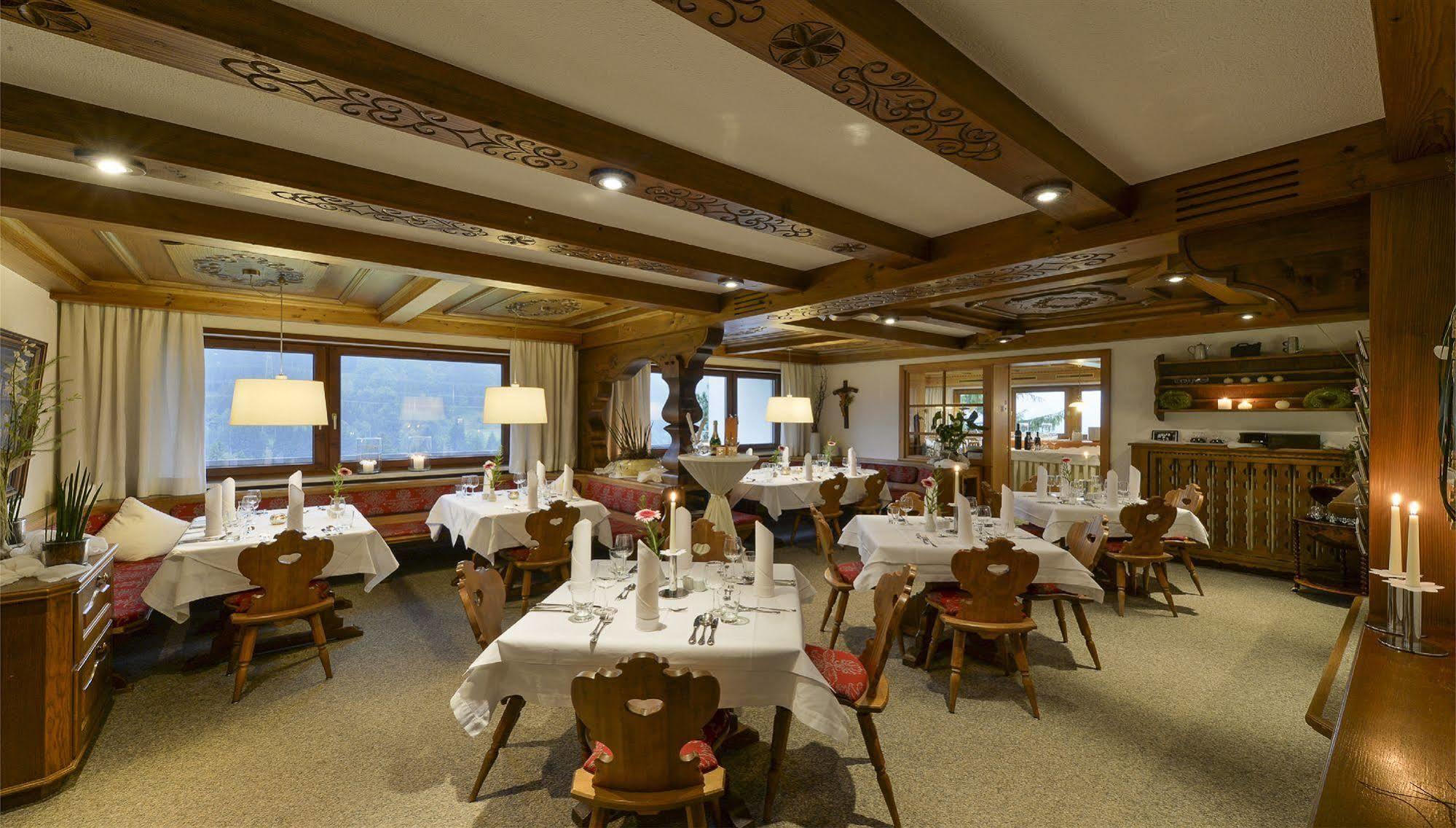 Hotel Sonnblick Wald am Arlberg Εξωτερικό φωτογραφία