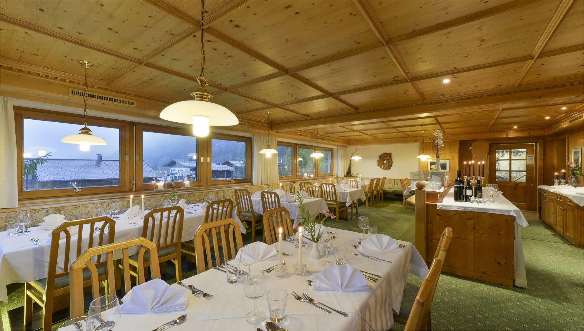 Hotel Sonnblick Wald am Arlberg Εξωτερικό φωτογραφία