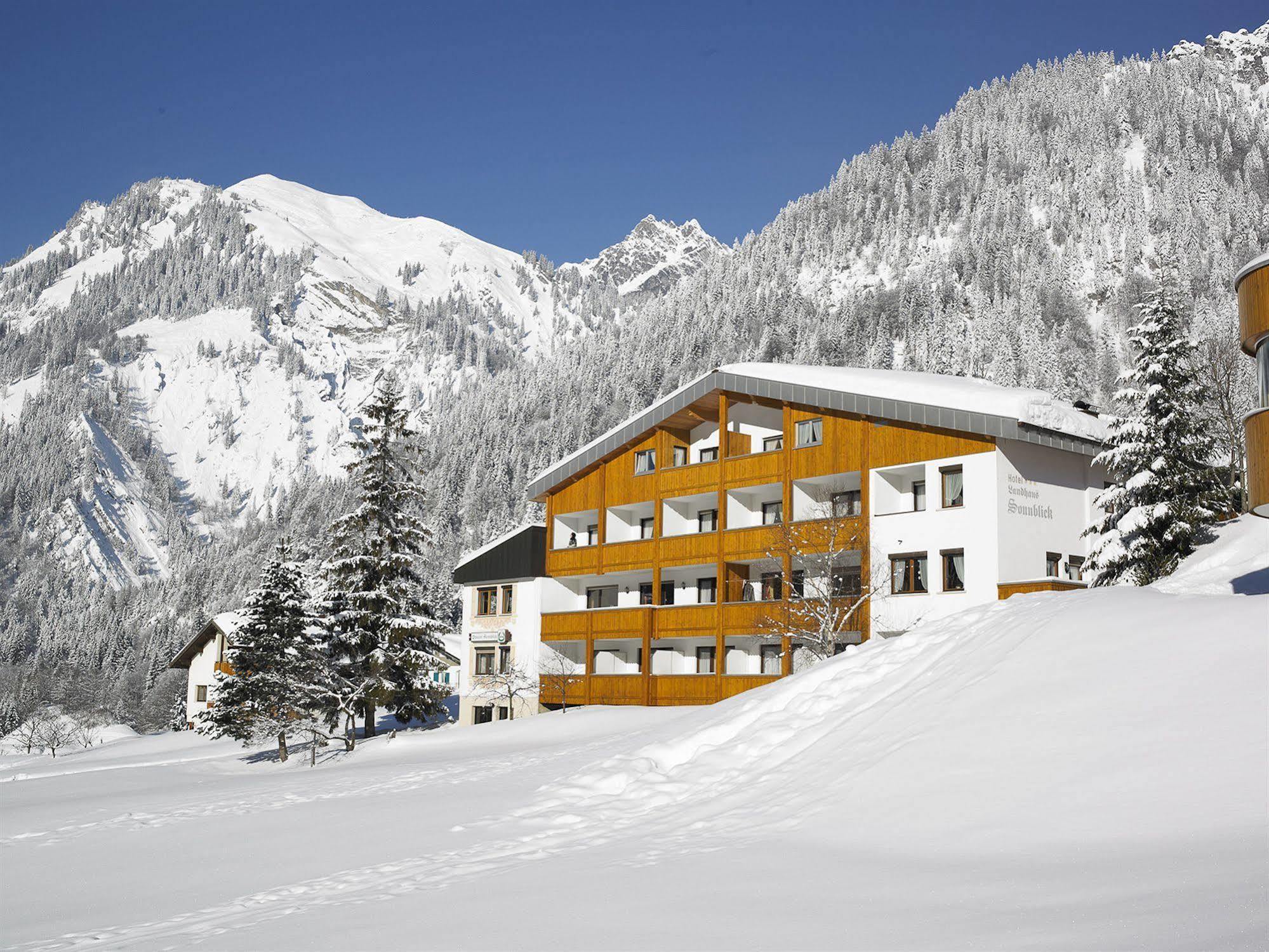 Hotel Sonnblick Wald am Arlberg Εξωτερικό φωτογραφία